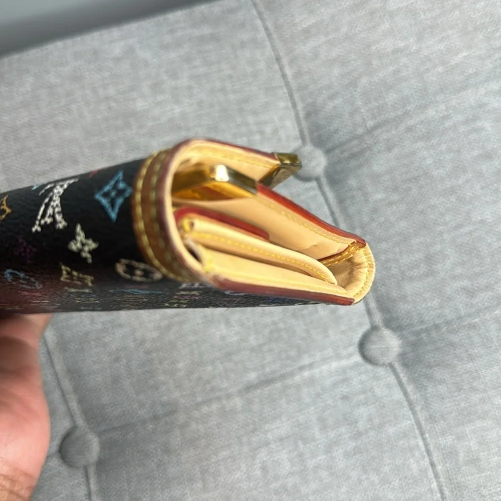 Louis Vuitton Murakami Wallet - Picture 4 of 10